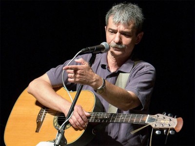 PAVEL DOBEŠ
