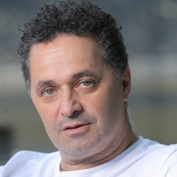 HVĚZDNÁ SETKÁNÍ : MARTIN DEJDAR