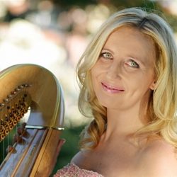 VÁNOČNÍ KONCERT NEJEN PRO ČTYŘI HARFY