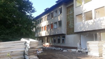 DEMOLICE BÝVALÉHO HOTELU V AREÁLU DEPOZITÁŘE PŘÍRODOVĚDNÉHO MUZEA