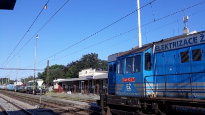 Železniční přejezd Lukavecká  Aktuální informace ke stavbě „Optimalizace trati Vysočany (včetně) – Mstětice (mimo)“