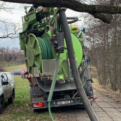 ČIŠTĚNÍ PROPUSTKU RYBNÍKU ELIŠKA A JEHO VYPOUŠTĚNÍ